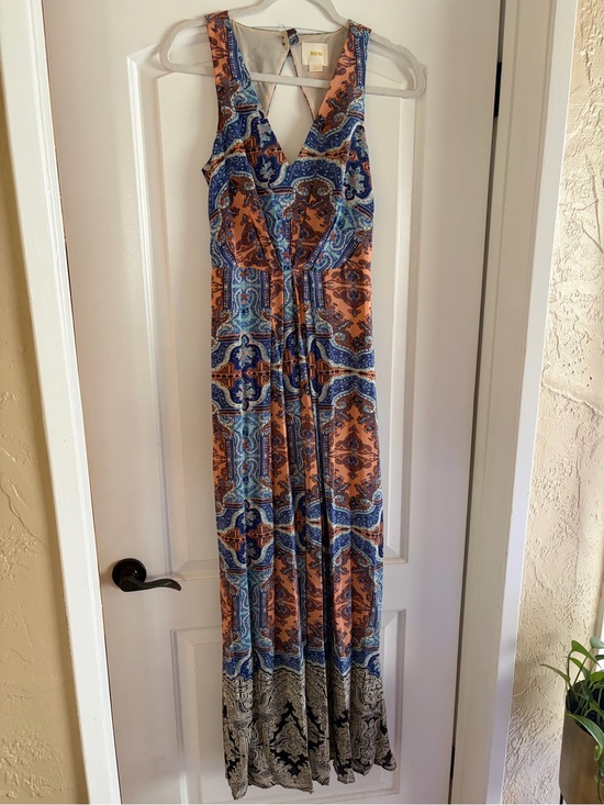 Maeve Dresses & Skirts - Maeve Blue & Brown Paisley V-Neck Maxi Dress